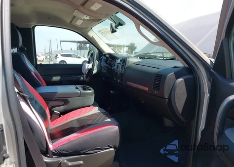 2008 Chevrolet Silverado 1500 Lt1 from USA, damaged, VIN 2GCEC19C581239334